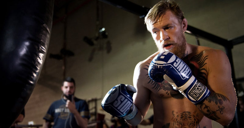 Vinyl Gloves Ringside Apex Black/Red Bag Gloves At Ringside Apex